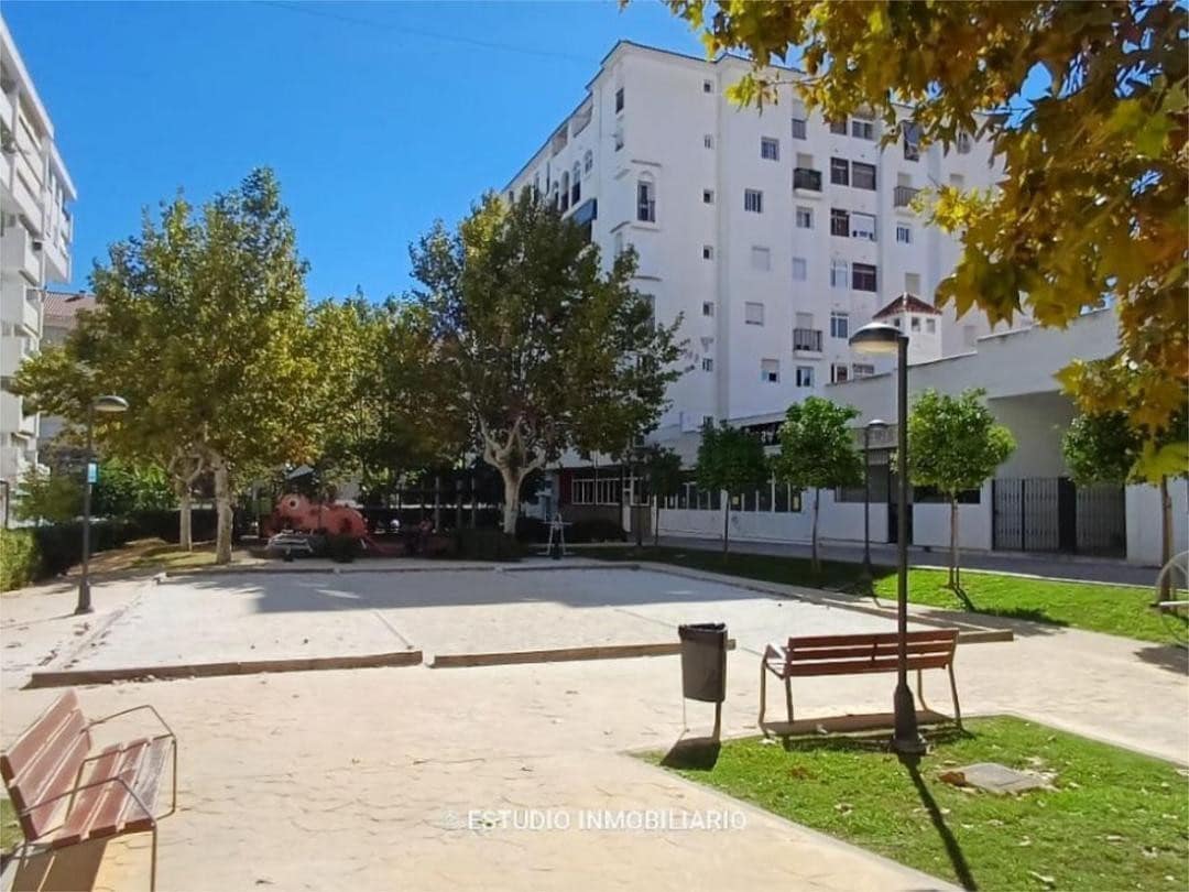 Drie-slaapkamerappartement in Los Boliches in Los Boliches - foto 6