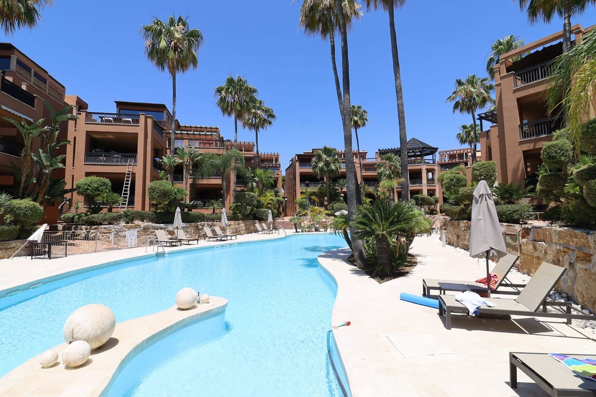 Appartement met 4 slaapkamers aan het strand in San Pedro de Alcántara in San Pedro de Alcántara - foto 3