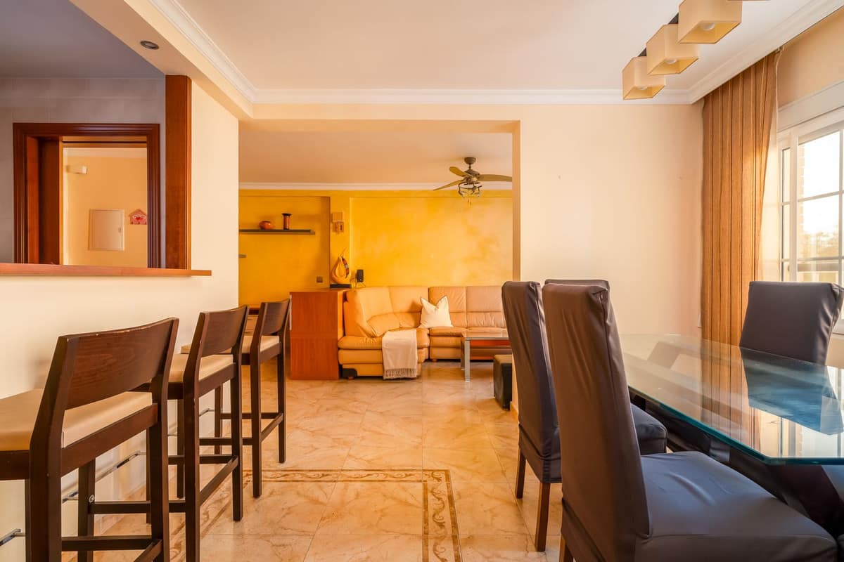 2 bedroom Apartment in Fuengirola in Fuengirola - foto 5