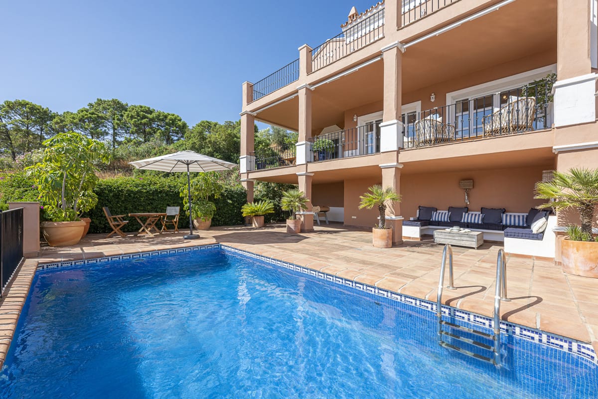 Villa met 4 slaapkamers in Benahavís in Benahavís - foto 2