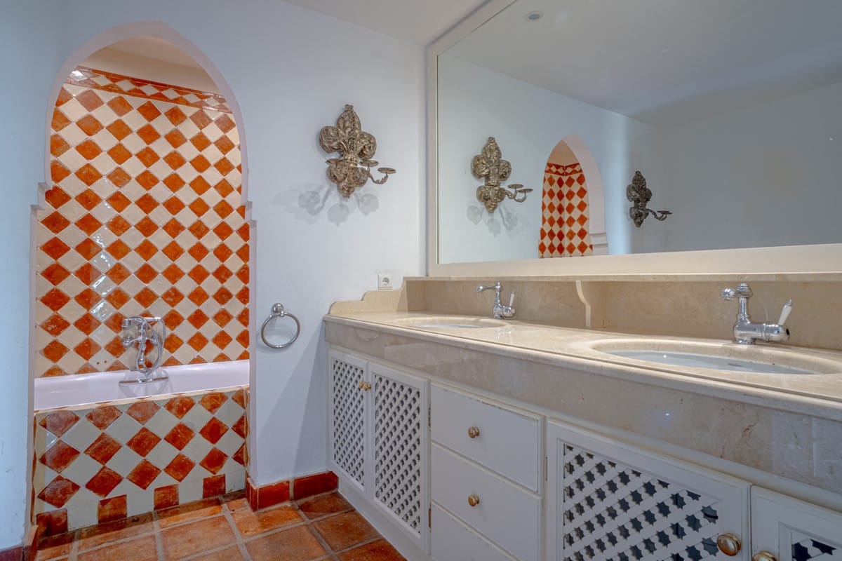 3 bedroom House in Riviera Del Sol in Riviera del Sol - foto 12