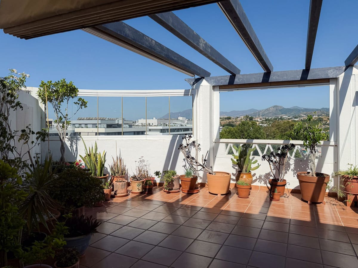 Drie-slaapkamerpenthouse in La Campana, Nueva Andalucía in La Campana - foto 12