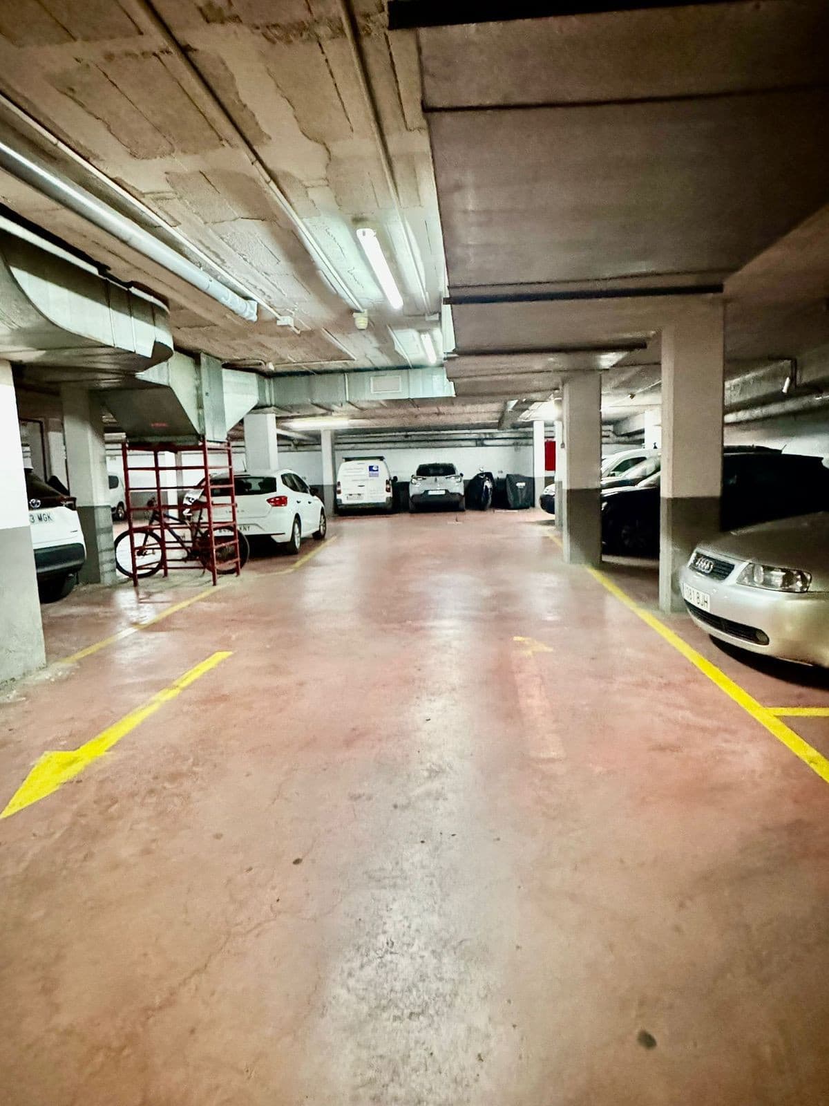 Penthouse met groot terras en open uitzicht in Las Lagunas — 1 slaapkamer in Las Lagunas - foto 17