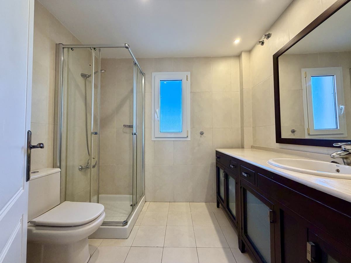 Appartement met twee slaapkamers aan de kust in Estepona (Punta Plata) in Estepona - foto 15