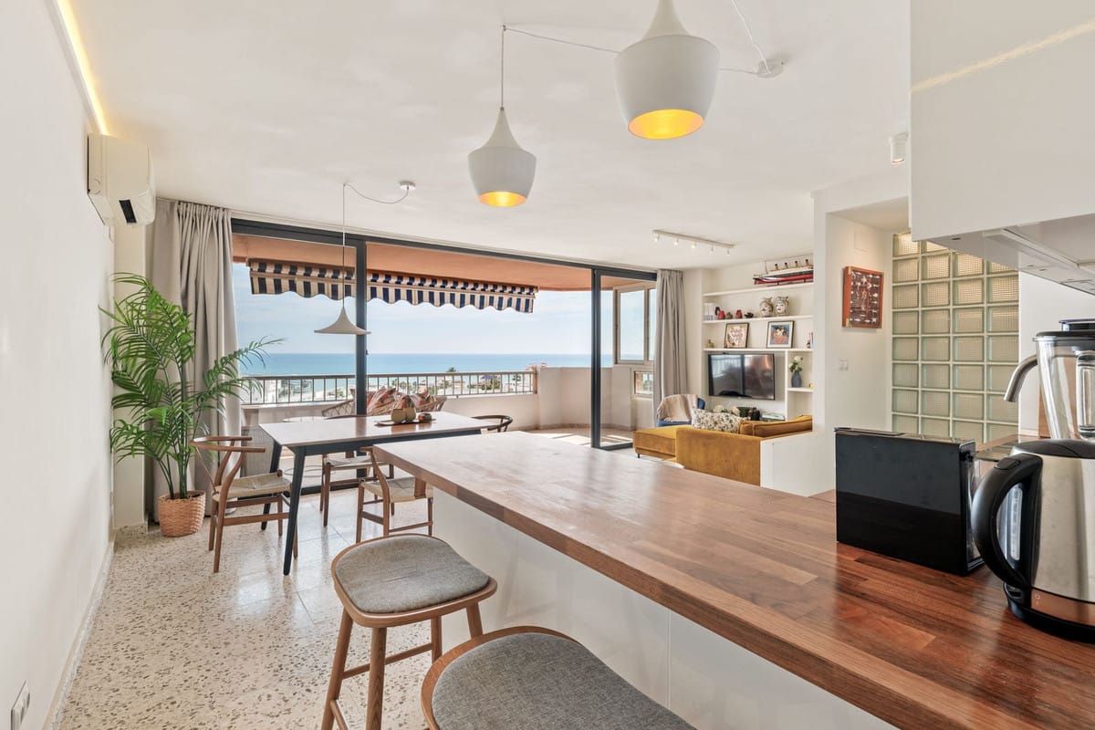 Panoramisch zeezicht appartement met 2 slaapkamers in El Bajondillo, Torremolinos in Torremolinos - foto 6
