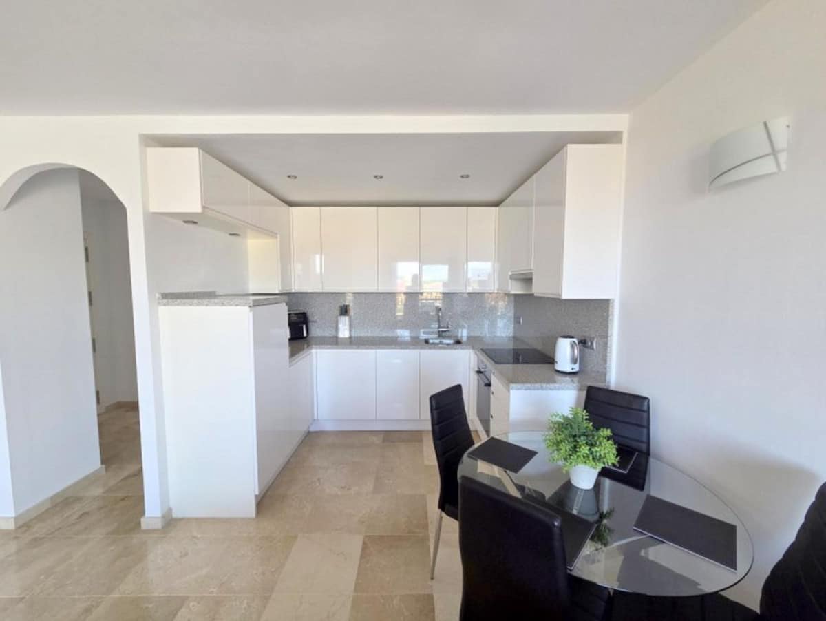 Drie-slaapkamer duplex-penthouse in La Duquesa in La Duquesa - foto 5