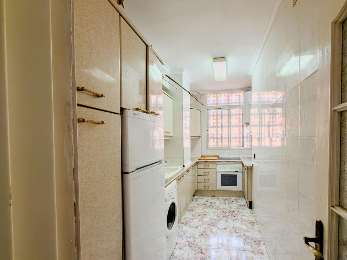 Drie-slaapkamer appartement in Fuengirola in Fuengirola - foto 4
