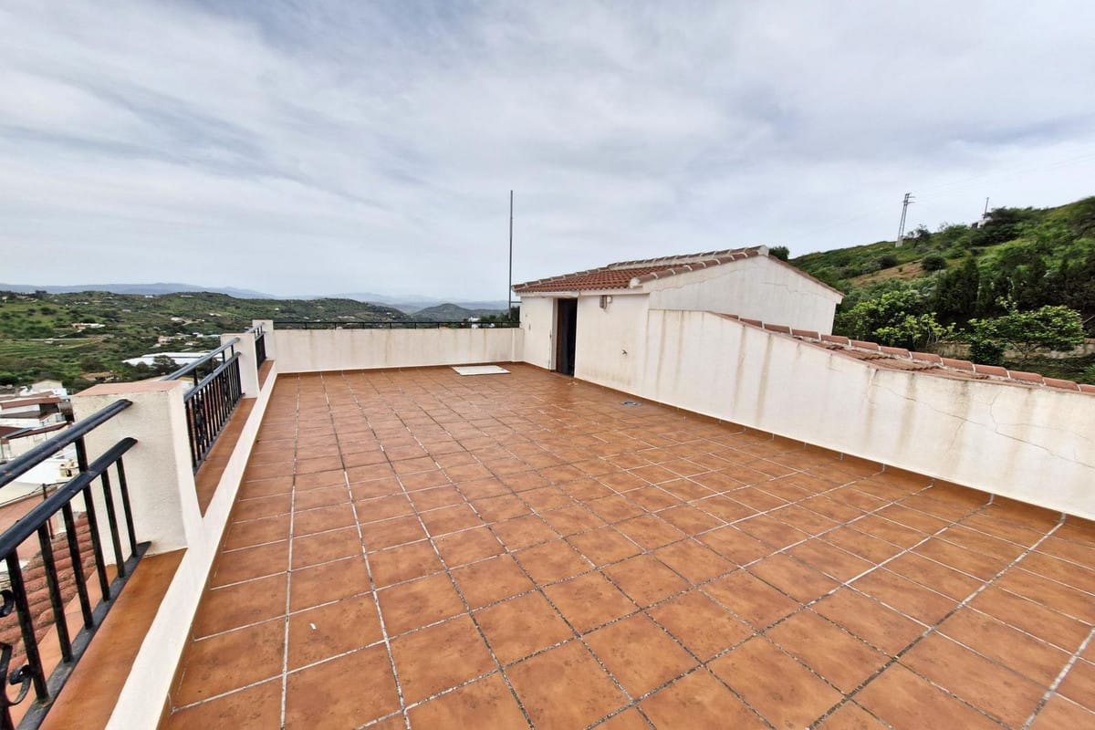 7-slaapkamerwoning in Guaro, Málaga in Guaro - foto 17