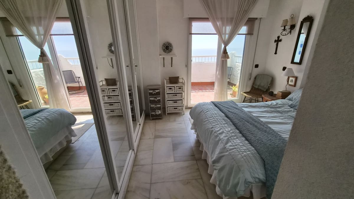 Appartement met 2 slaapkamers aan het strand in Estepona in Estepona - foto 12