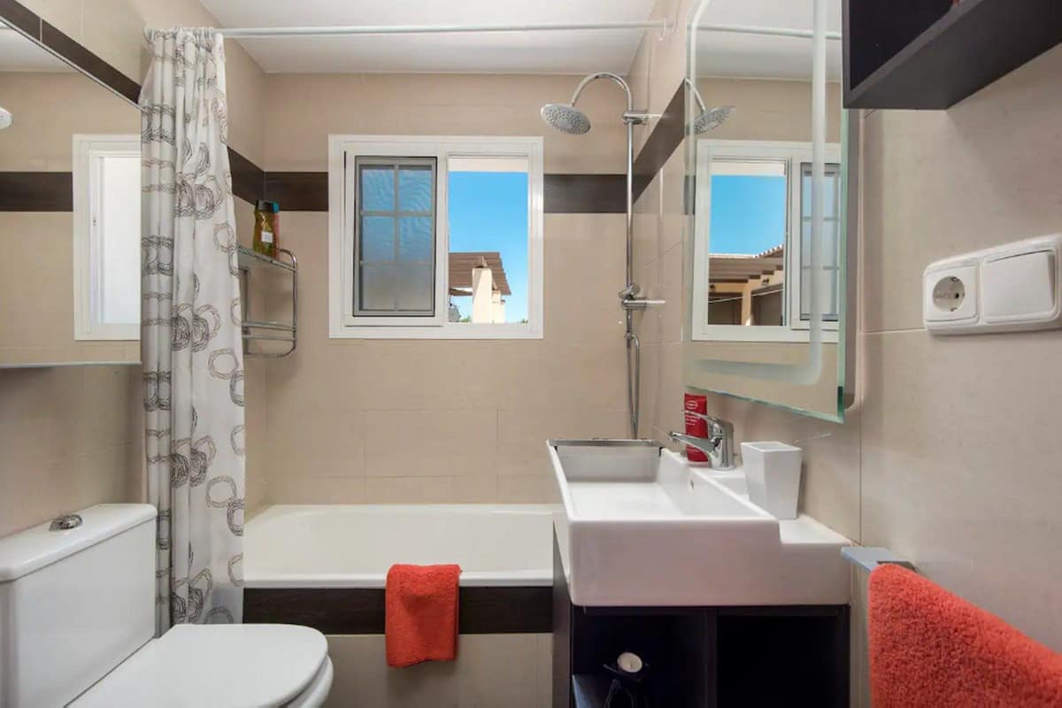 Vrijstaand huis met 5 slaapkamers in Torremolinos in Torremolinos - foto 14