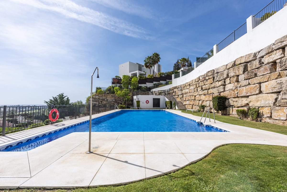 2 bedroom Apartment in Benahavís in Benahavís - foto 17