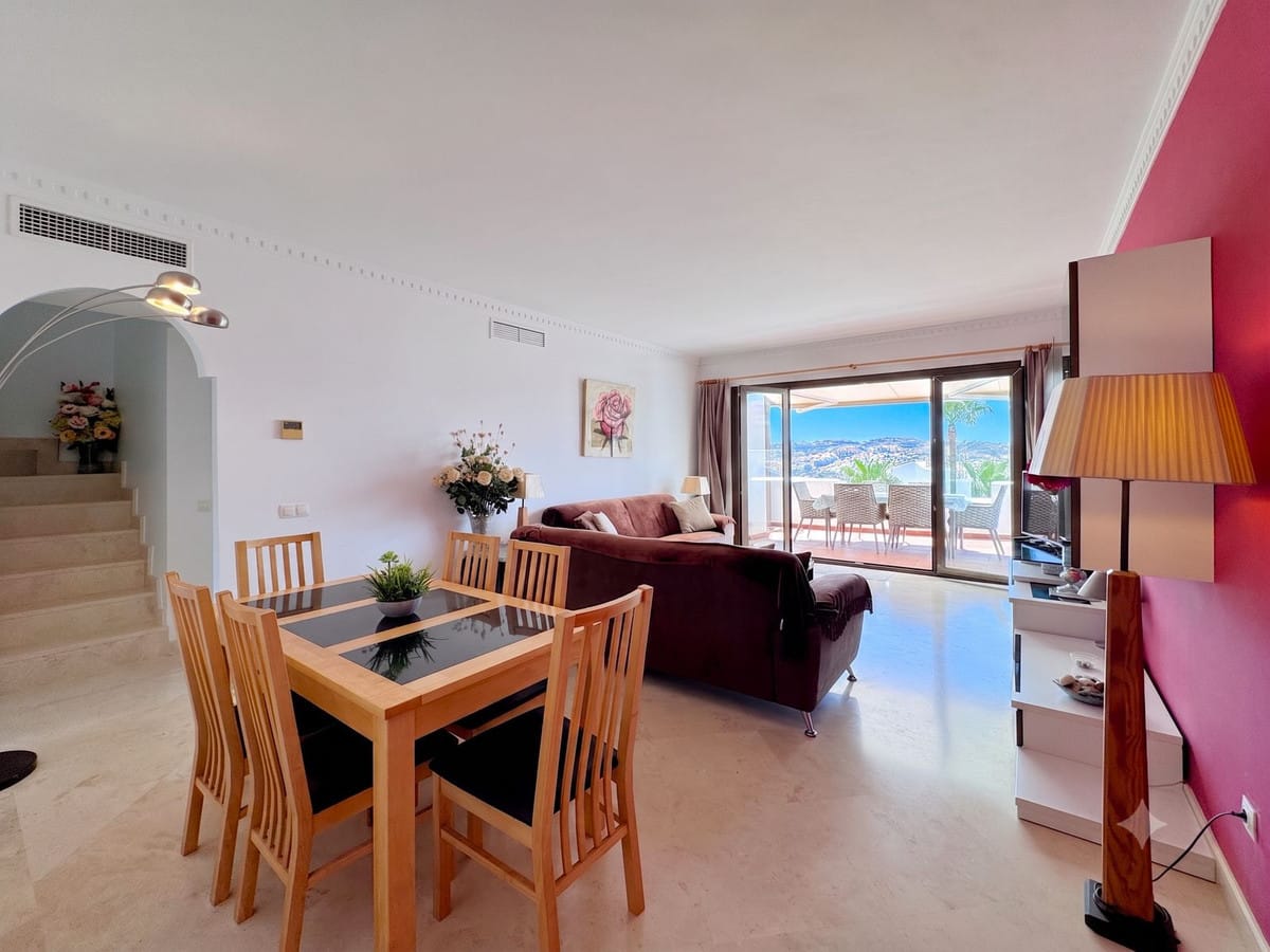 Enige vier-slaapkamer duplex penthouse in de urbanisatie van Mijas Golf - foto 5