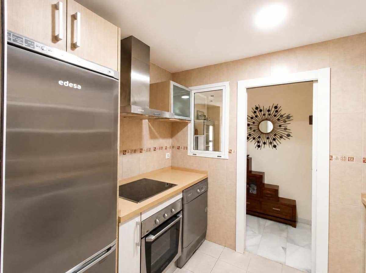Ruim 3-slaapkamer appartement op de eerste verdieping met lift in Bailén Miraflores in Bailen Miraflores - foto 6