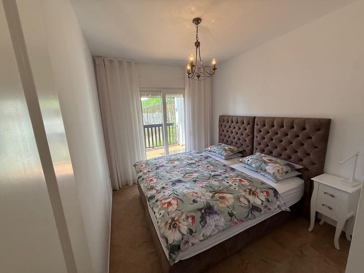 2-slaapkamer appartement in Calahonda aan het strand in Calahonda - foto 13