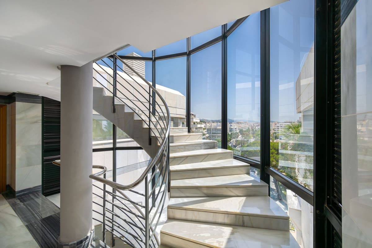 Appartement met 2 slaapkamers in Marbella in Marbella - foto 17