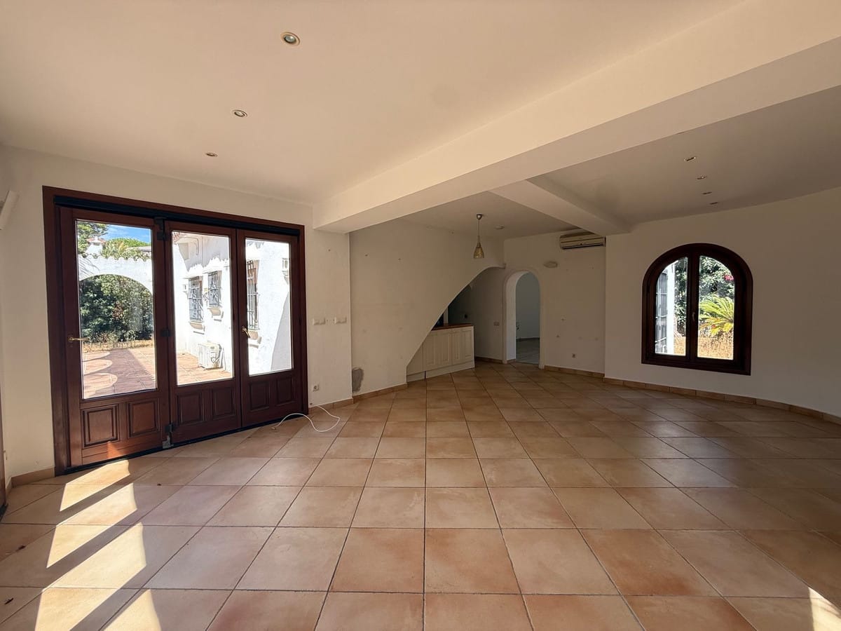 2 bedroom House in Marbesa in Marbesa - foto 13