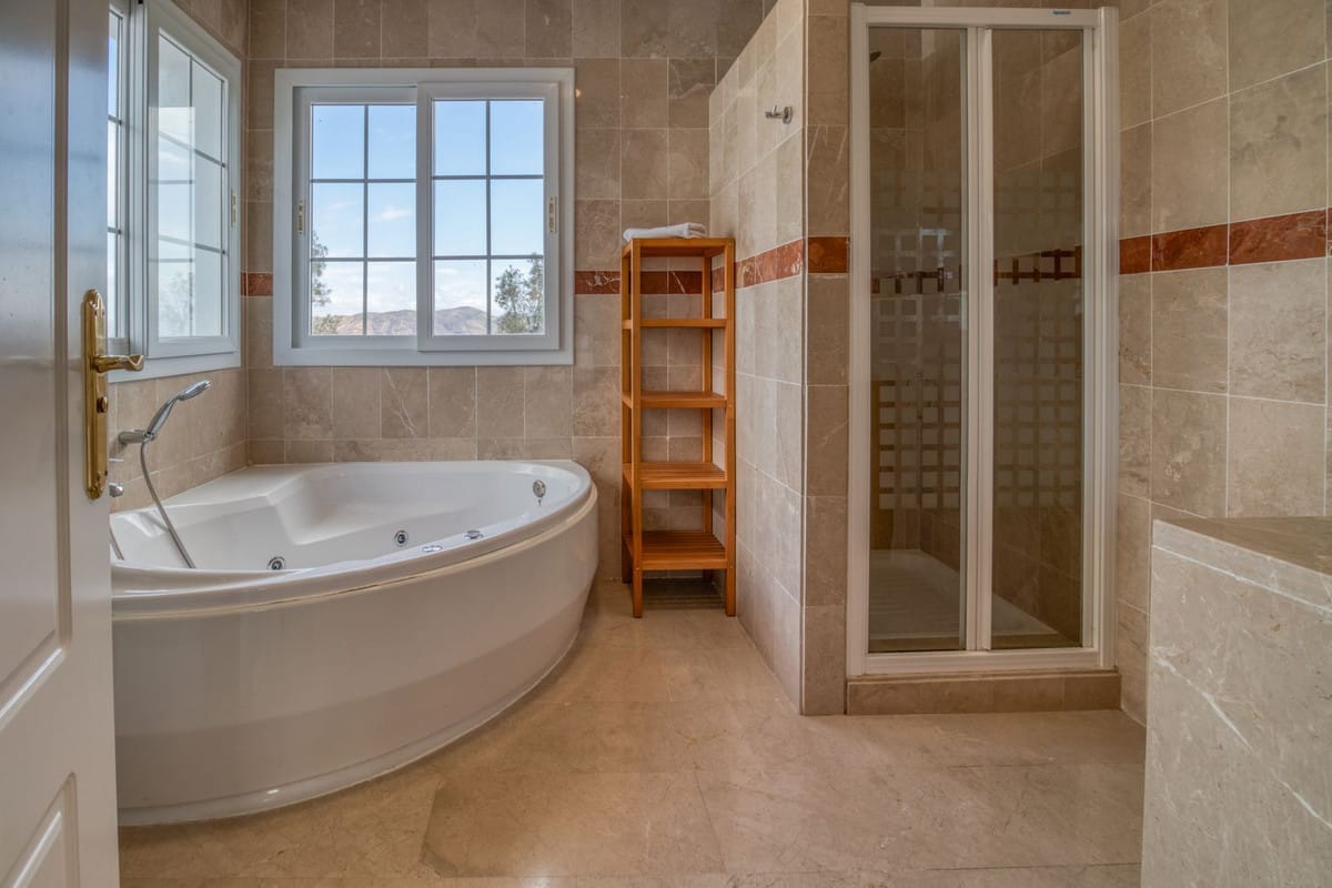 Villa met 4 slaapkamers in Alhaurín de la Torre, Málaga – Golfresort in Alhaurín de la Torre - foto 15