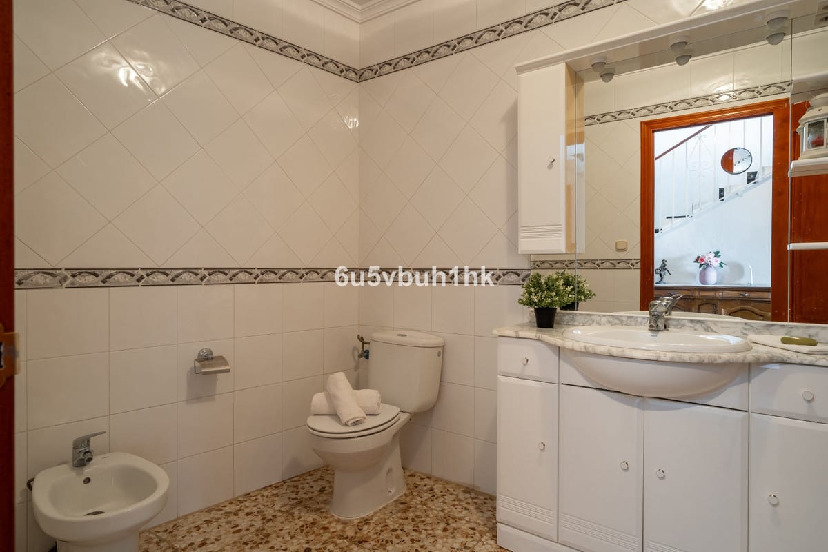 Halfvrijstaand chalet met 5 slaapkamers in Tolox in Tolox - foto 9