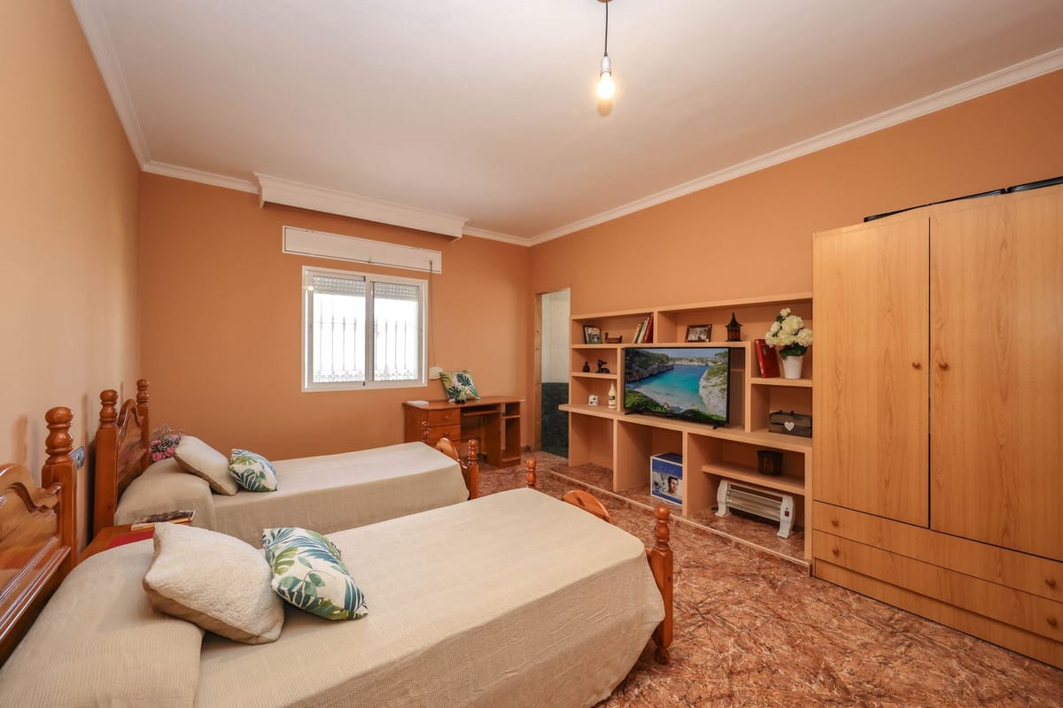 Vrijstaande villa met 3 slaapkamers in Monda in Monda - foto 20