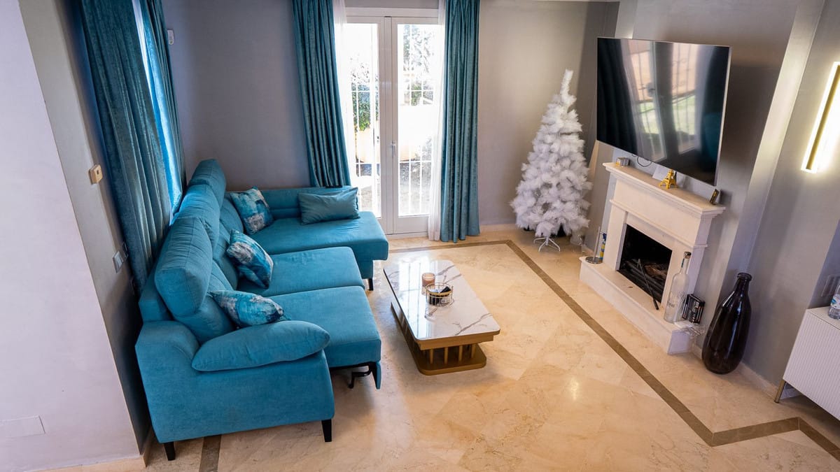 Tweeslaapkamer-stadswoning in Nueva Andalucía, Málaga in Nueva Andalucía - foto 8