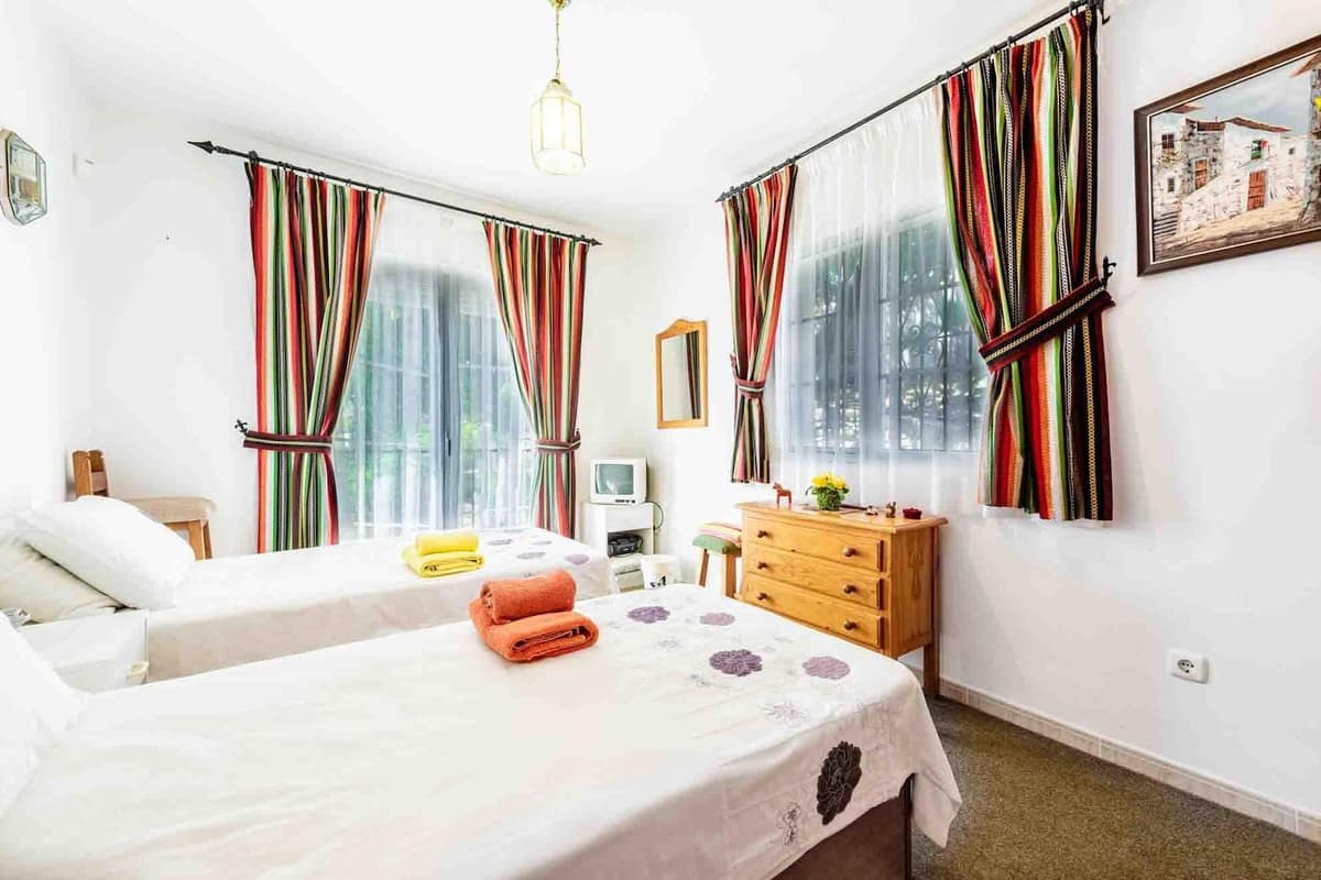 Prachtige villa met 5 slaapkamers en aparte woning in Cortijos San Rafael, Nerja in Nerja - foto 8