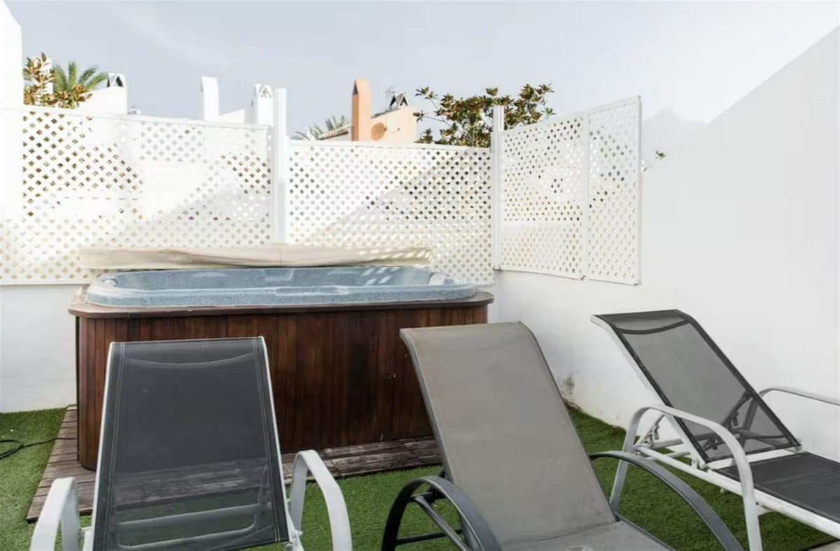 5-slaapkamer stadswoning in Nueva Andalucía in Nueva Andalucía - foto 18