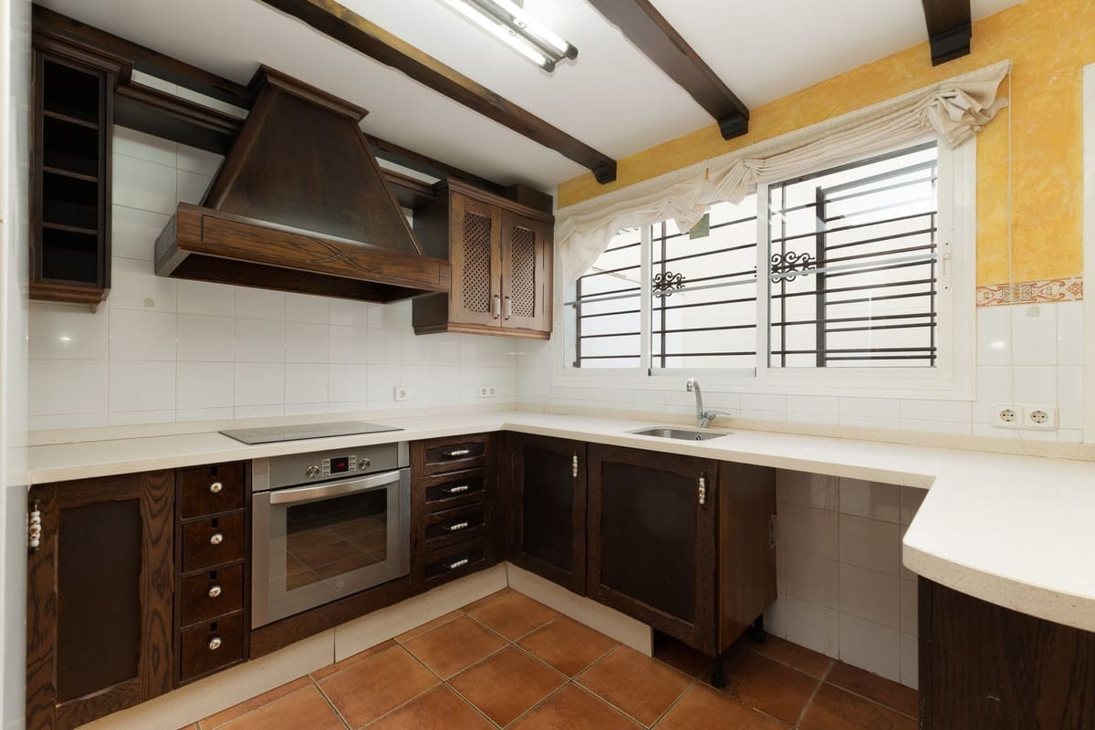 4 bedroom House in Málaga Centro in Málaga Centro - foto 6