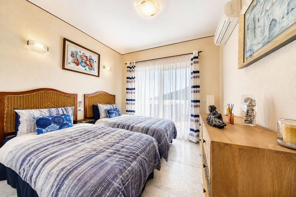 2 bedroom Apartment in Calahonda in Calahonda - foto 19