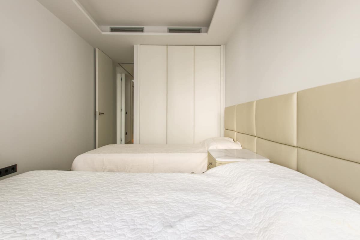 Drie-slaapkamerwoning aan het strand in Estepona in Estepona - foto 14