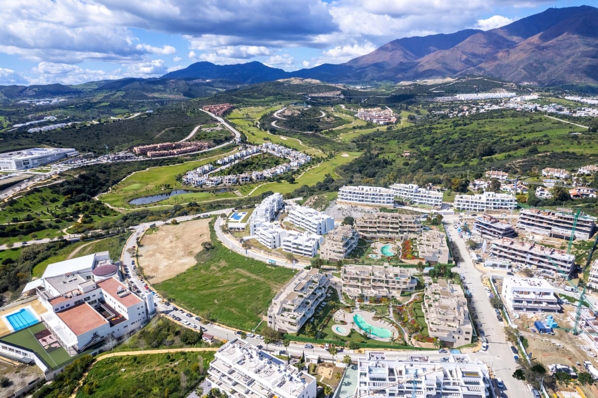 3- tot 4-slaapkamerappartementen in Estepona in Estepona - foto 12