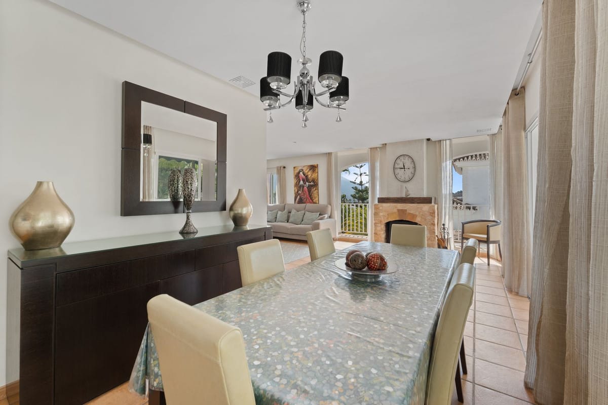 Vrijstaande villa met 4 slaapkamers in Coín in Coín - foto 6