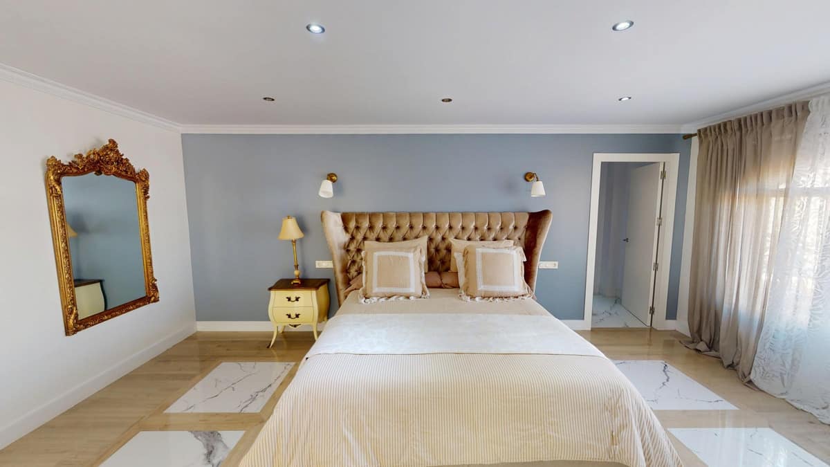 Vrijstaande villa met 4 slaapkamers in Caleta de Vélez in Caleta de Vélez - foto 5