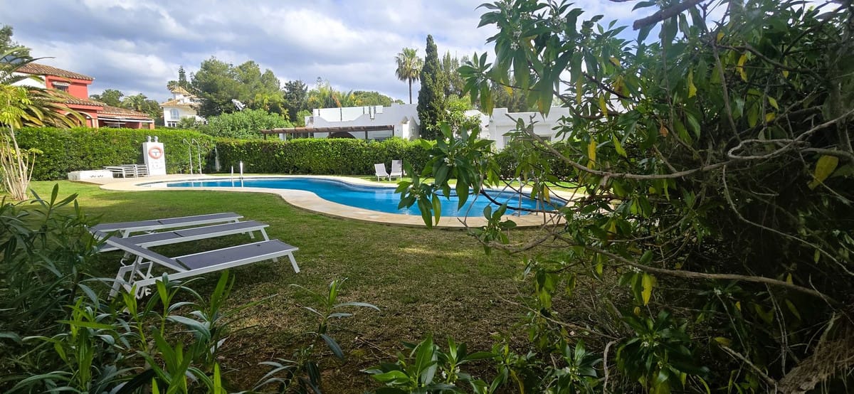 Vrijstaande woning met 3 slaapkamers in Las Chapas, Marbella Oost in Las Chapas - foto 9