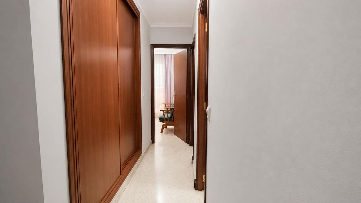 4-slaapkamer stadswoning in La Línea in La Línea - foto 20