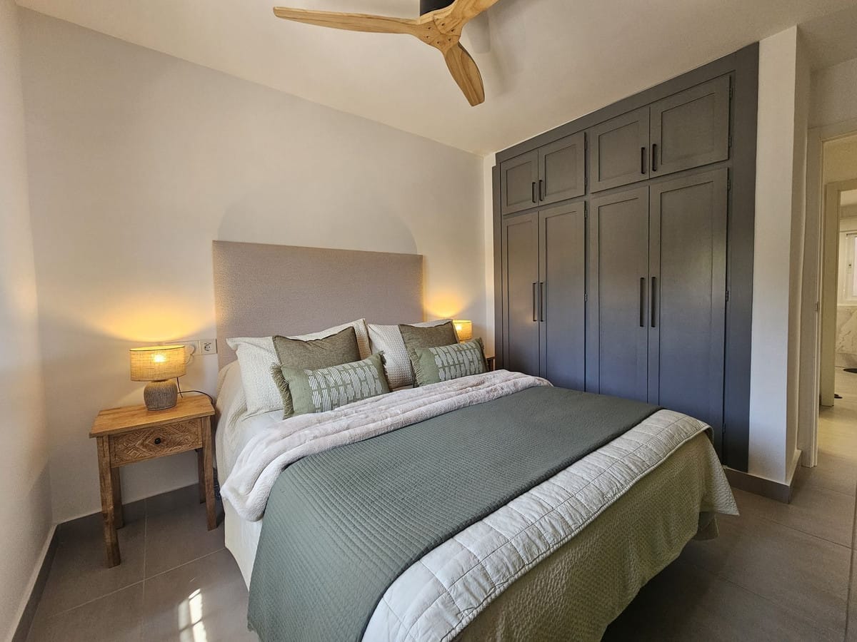 3-slaapkamer villa in Calypso, Mijas Costa — dichtbij het strand in Calypso - foto 14