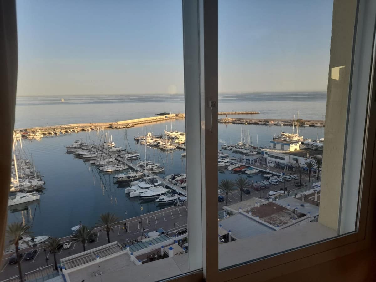 Penthouse duplex met 2 slaapkamers aan het strand in Estepona in Estepona - foto 4