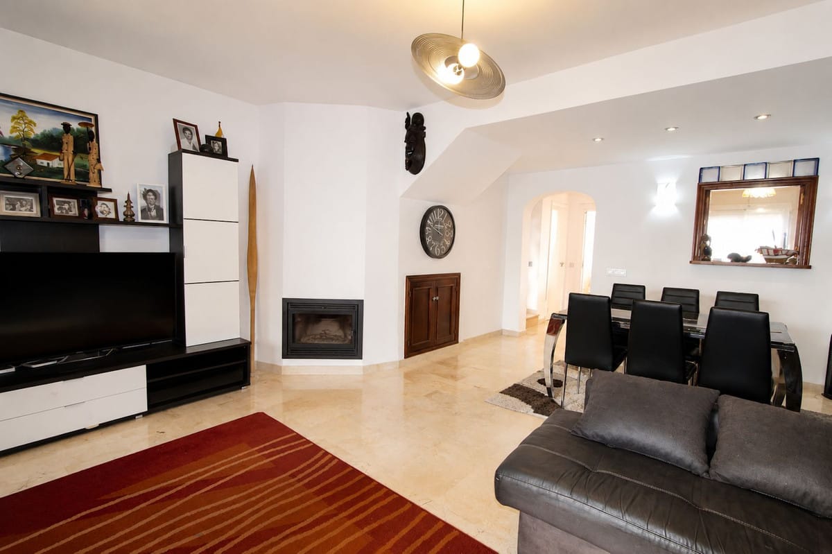 5-slaapkamer stadswoning in Marbella met onafhankelijk studio-appartement in Marbella - foto 7