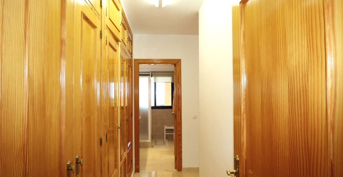 Drie-slaapkamerappartement in Selwo, Estepona in Selwo - foto 4