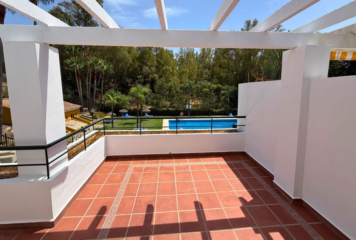 2 bedroom Apartment in Nueva Andalucía in Nueva Andalucía - foto 6