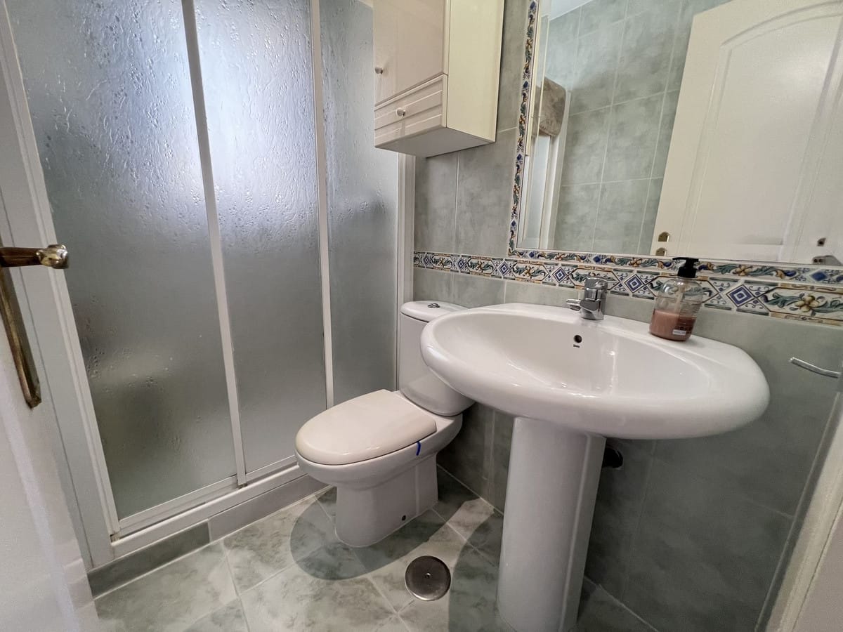 Drie-slaapkamer duplex-appartement aan zee in Torremolinos in Torremolinos - foto 14