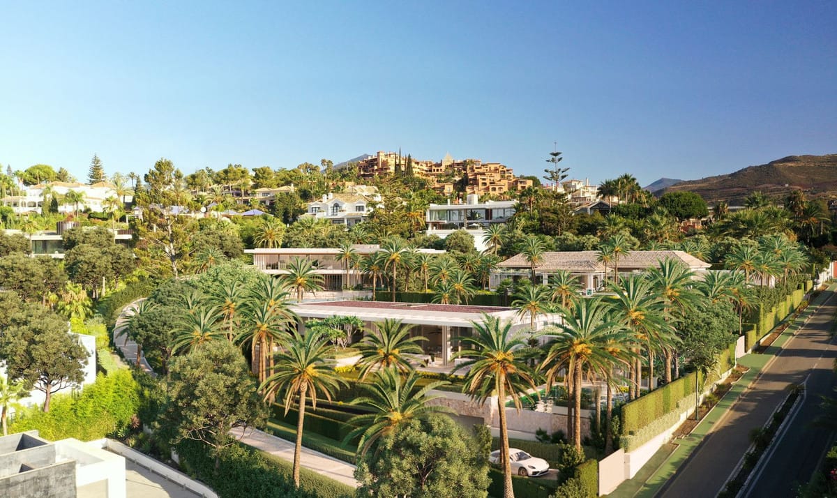 7 bedroom Plot in Nueva Andalucía in Nueva Andalucía - foto 4
