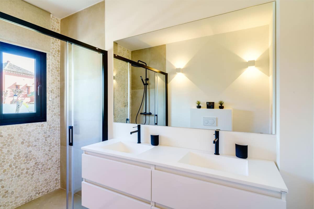 Villa met 6 slaapkamers in Marbella in Marbella - foto 15