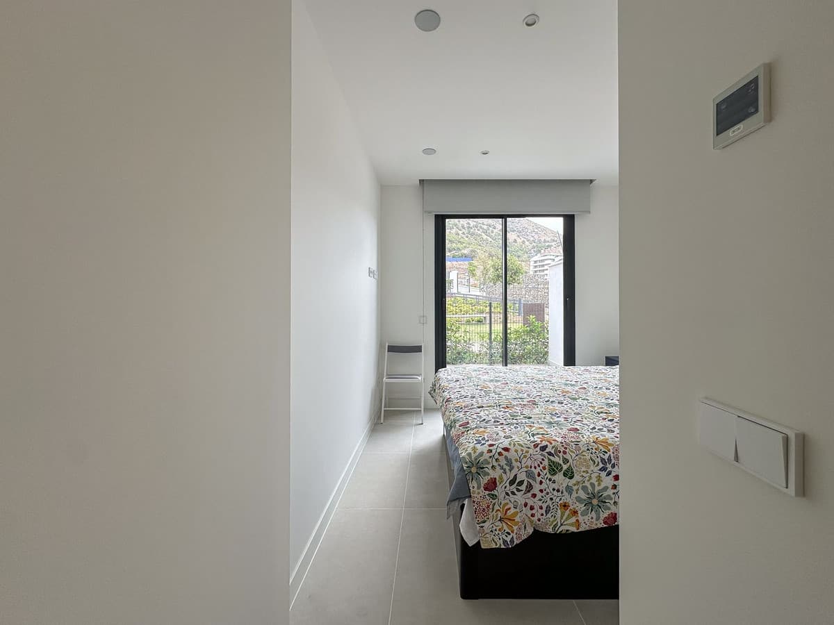 Twee-slaapkamerappartement op de begane grond in Higueron West in Higueron - foto 20