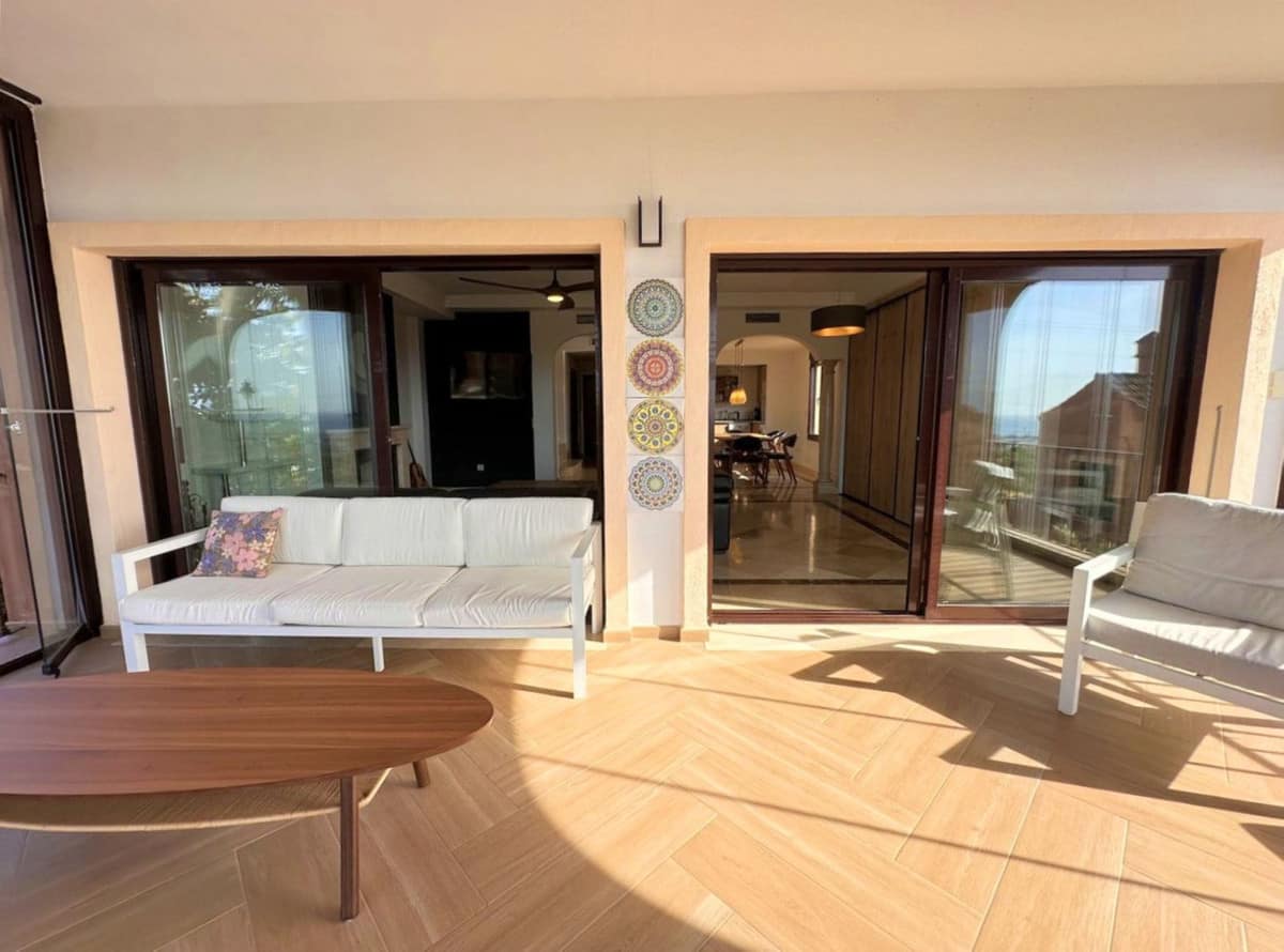 Ruime 5-slaapkamer villa in Estepona met panoramisch uitzicht in Estepona - foto 13