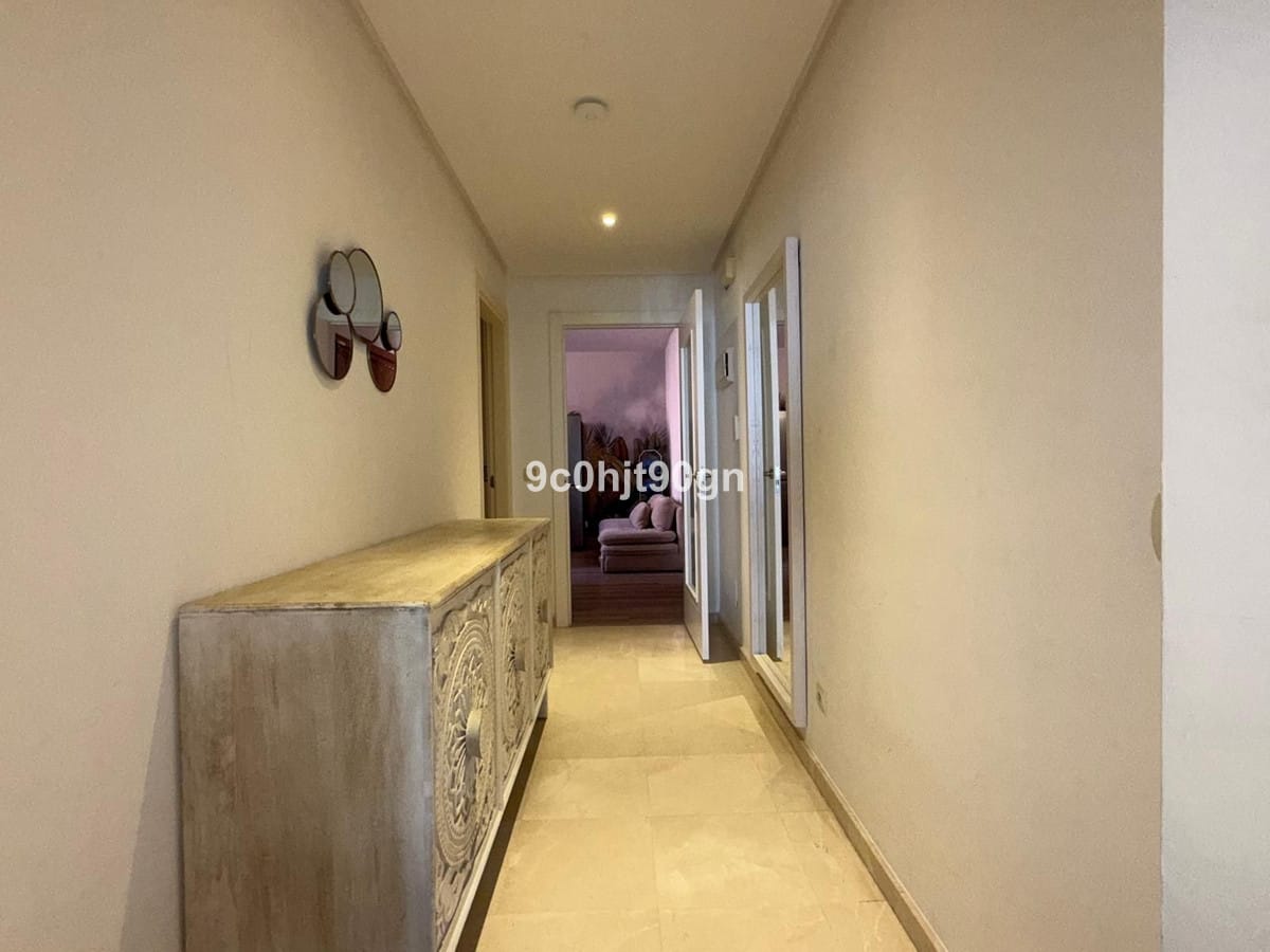 Drie-slaapkamer appartement in Elviria in Elviria - foto 6