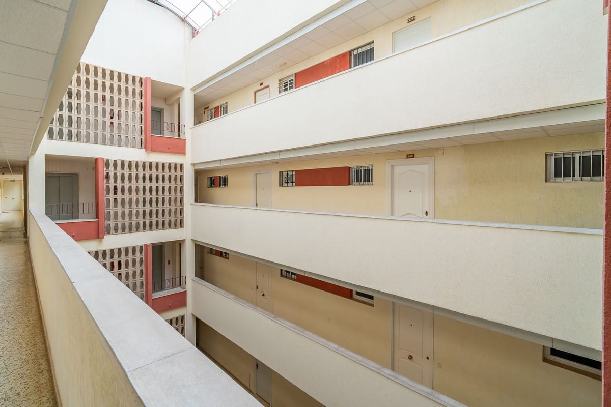 Gerenoveerd 1-slaapkamer appartement in Edificio Iris, Arroyo de la Miel (Benalmádena) in Arroyo de la Miel - foto 7