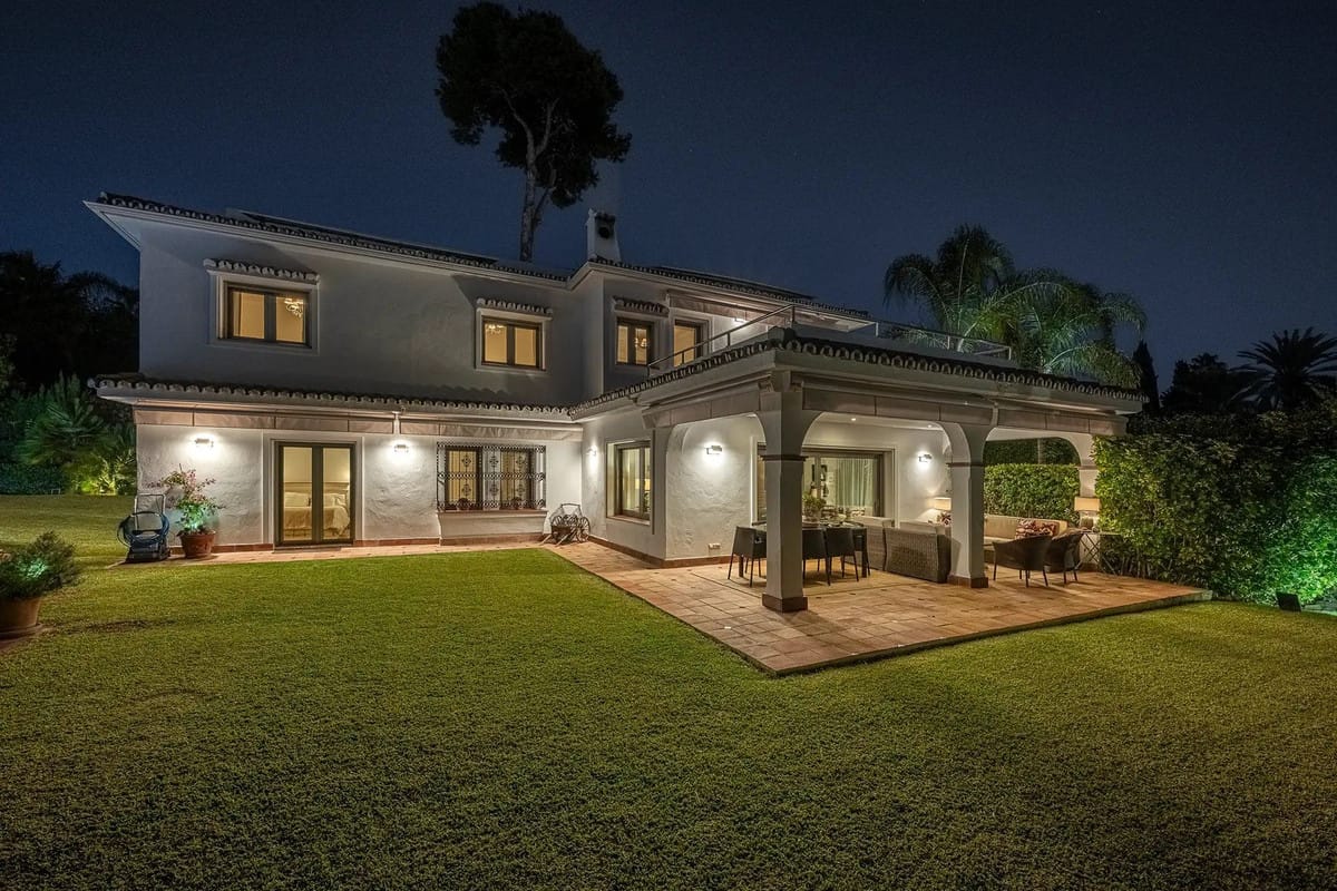 Villa met 5 slaapkamers in Los Monteros in Los Monteros - foto 4
