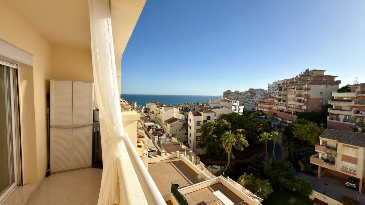 2 bedroom Apartment in Torrequebrada in Torrequebrada - foto 11
