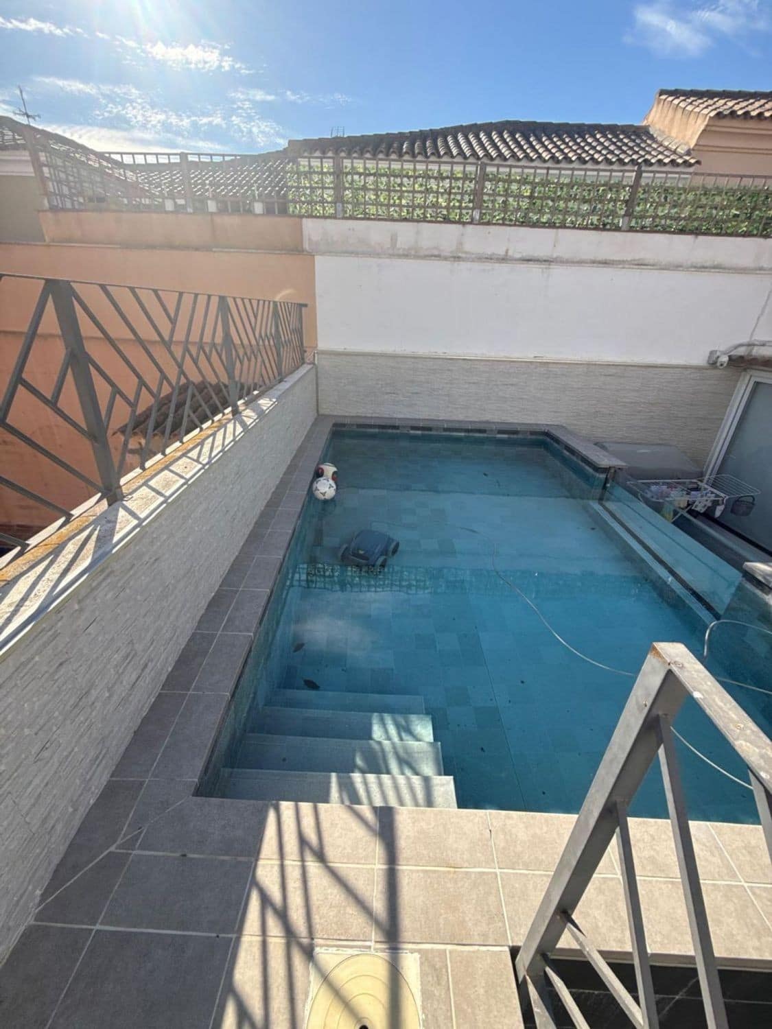 3-slaapkamerwoning in La Línea de la Concepción (Urbanización Paraíso) in La Línea - foto 2