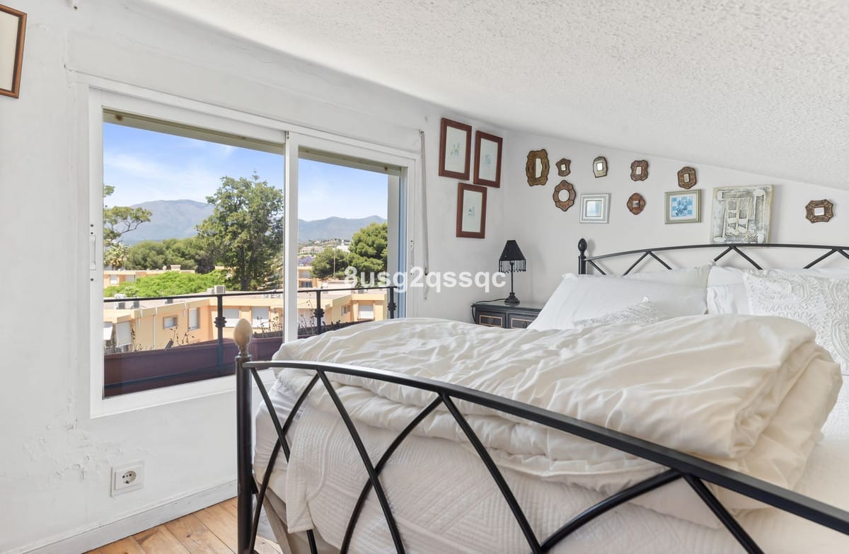 3 bedroom Apartment in Estepona in Estepona - foto 11